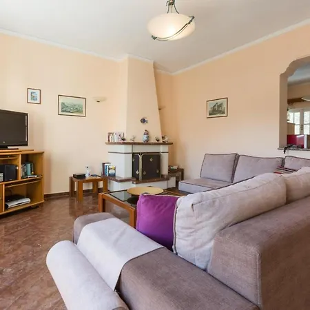 Lavranos House Villa
